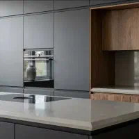 کارآموز طراحی و بازاریاب خانم