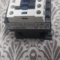 کنتاکتور D9 ولت220