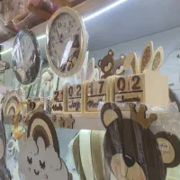 انواع اکسسوری چوبی شلف ساعت چوبی