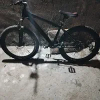 دوچرخ درحد نو ‌فقط نیاز به تعمیر