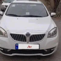 حراج خودرو برلیانس  اتومات ۳۳۰ صندوقدار.