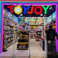 استخدام فروشنده آقا در اسباب بازی فروشی