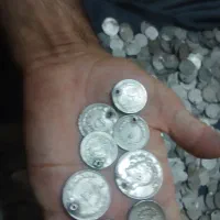 تعدادی سکه رضا پهلوی