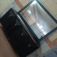 کنسول و آینه و میز تلویزیون