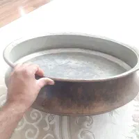 تشت مسی قدیمی ، سالم و تمیز ۵ کیلویی