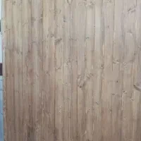 بکگراند چوبی سالم برای دکور مغازه