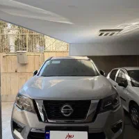 نیسان ترا صفر ۲۰۲۵ نقره‌ای متالیک