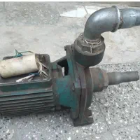 پمپ آب بزرگ