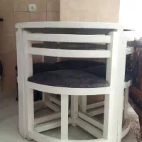 میز نهار خوری کم جا رنگ سفید