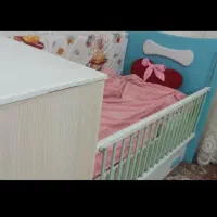 تخت خواب نوجوان