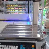 ترازو  کاملا نو