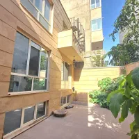 حیاط ۳ط جنوبی نوساز ۲۲۰متر خ منصور میرزارضا