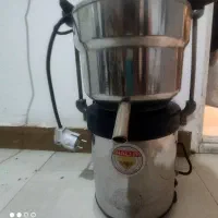 آبمیوه گیری صنعتی هالد مدل H250