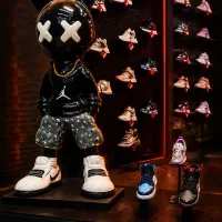 گالری کفش کودک و نوجوان NOVA
