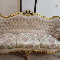 مبلمان هفت نفره و دو عدد صندلی میزبان