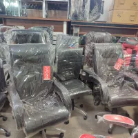 فروش انواع صندلی و میز اداری