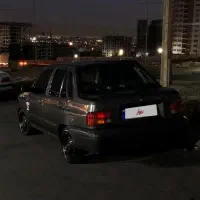 پراید ۸۴ عروسک