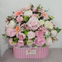 گل مصنوعی زیبا و پر کار