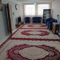 طبقه اول 130 متر