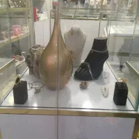 فروش استند بدلیجات و تعدادی پرژکتور ریلی