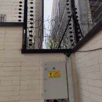 فنس ااکتریکی هوشمند برای انواع دیوار ها
