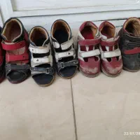 چهار جفت کفش طبی مخصوص کف پای صاف