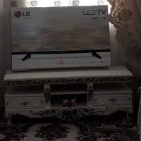 یک عدد میز تلویزیون درحدنو