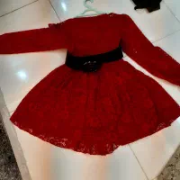 تعدادی لباس مجلسی بلند وکوتاه وکفش درحد نو