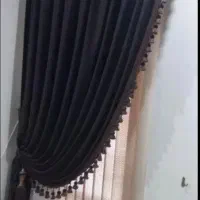 والان پرده قهوه‌ای تیره درحدنو