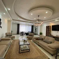 ۱۳۰متری/ ۳ خواب/۲پارکینگ سندی