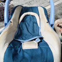کرییر و زیر انداز بچه و روروک