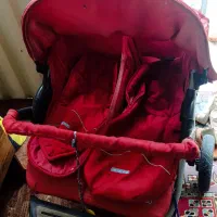 کالسکه دوقلو