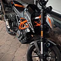 KTM duke 250