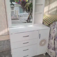 میز آرایشی