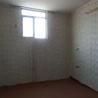 دو طبقه آپارتمان جهت کارگاه در قرنی