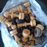 مهره های چوبی شطرنج ،دومینو،توپ پر اصلی