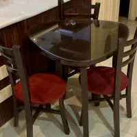 میز ناهار خوری مثلثی کم جا