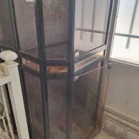 ویتیرین شیشه ای