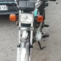 موتور سیکلت باسل