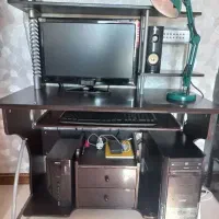 میز کامپیوتر