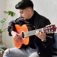 آموزش تخصصی گیتار به همراه سلفژ و تئوری موسیقی