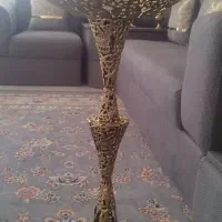 کنار سالنی برنزی