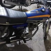 متور ۱۲۵ مدل ۸۴ تمیز