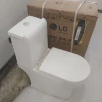 توالت فرنگی در حد نو