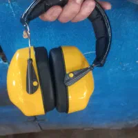 گوشی صدا گیر