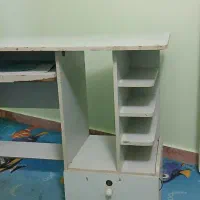 میز تحریر و صندلی