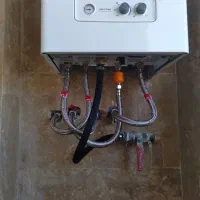 اجرای لوله کشی قربانی اب فاظلاب شوفاژ  گرمایش ازکف