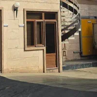 کارگر انبار