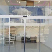 یک در بند مغازه