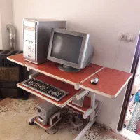 میز کامپیوتر